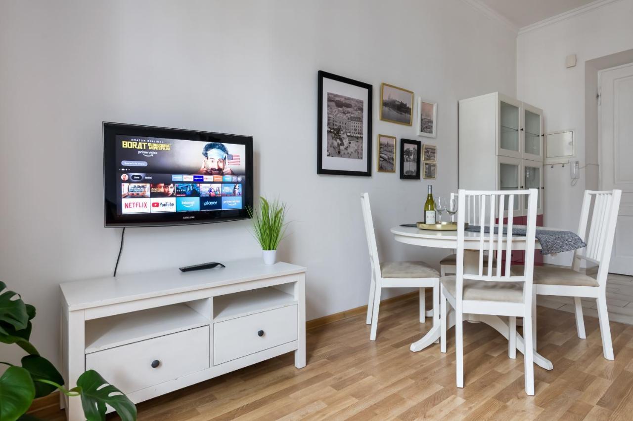 Discover Krakow Apartments - 3 Rakowicka St - Classic Apartments Near Main Station - Netflix Eksteriør bilde