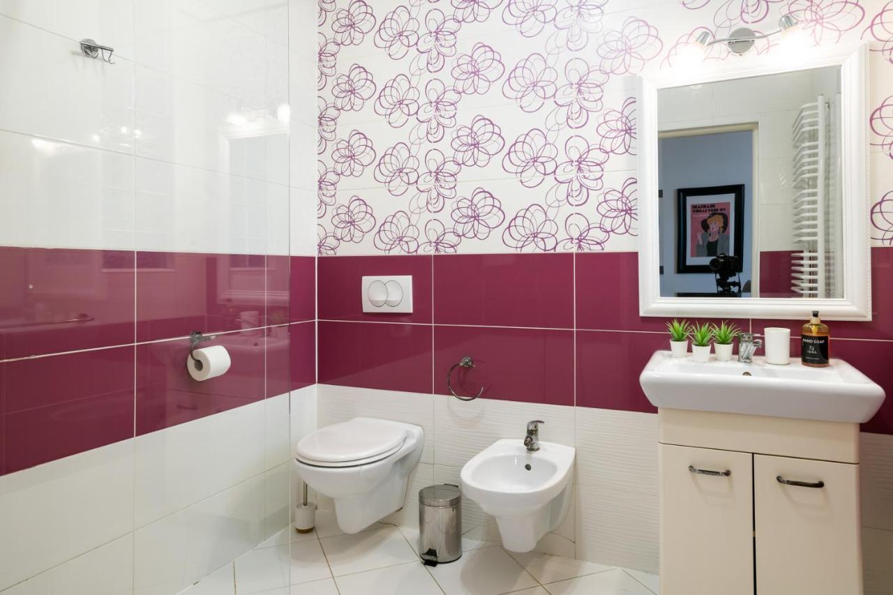 Discover Krakow Apartments - 3 Rakowicka St - Classic Apartments Near Main Station - Netflix Eksteriør bilde