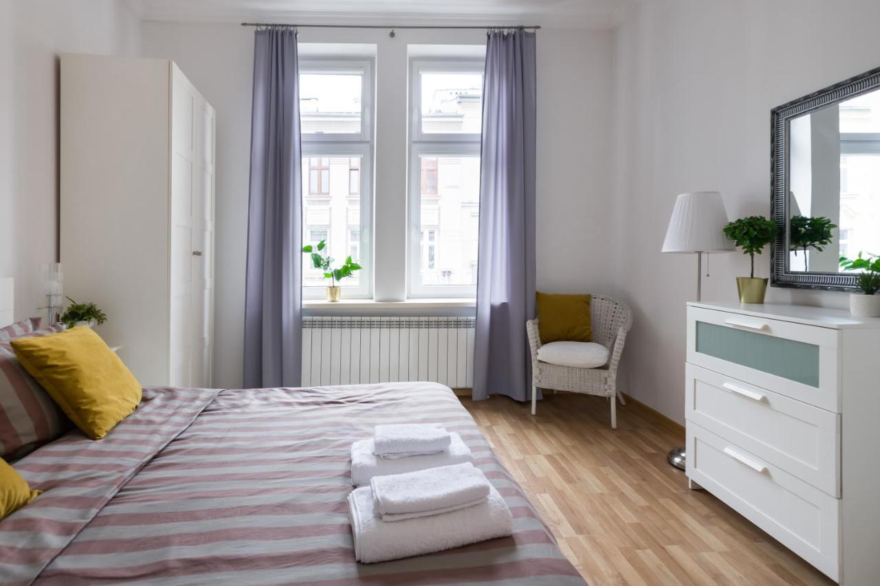 Discover Krakow Apartments - 3 Rakowicka St - Classic Apartments Near Main Station - Netflix Eksteriør bilde