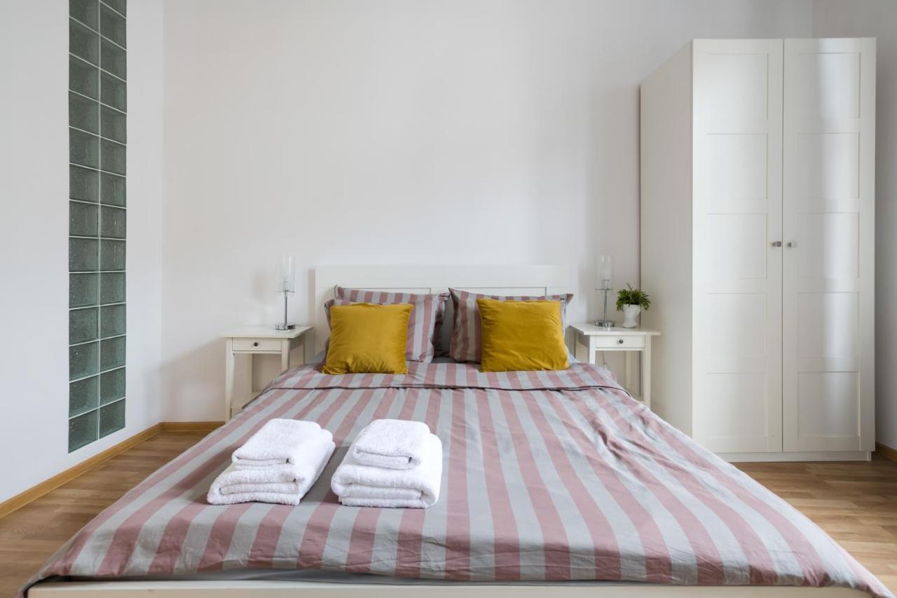 Discover Krakow Apartments - 3 Rakowicka St - Classic Apartments Near Main Station - Netflix Eksteriør bilde